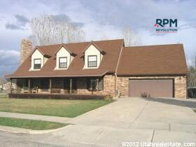 Building Photo - "Charming 4-Bedroom Retreat with Granite F...