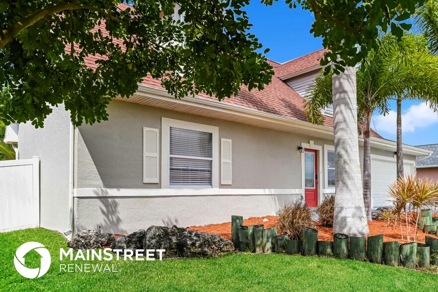 Building Photo - 2536 SW 11th Pl