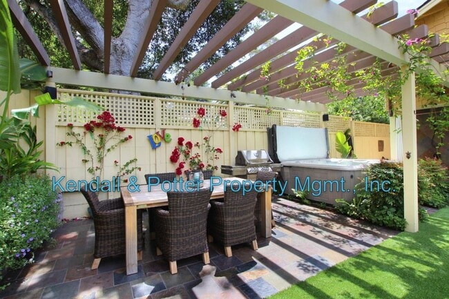 Building Photo - 508 Escalona Dr