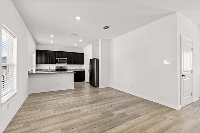 Building Photo - 10840 Quinn Ct