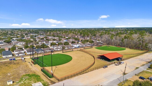Building Photo - 2712 Woodspring Acres Dr