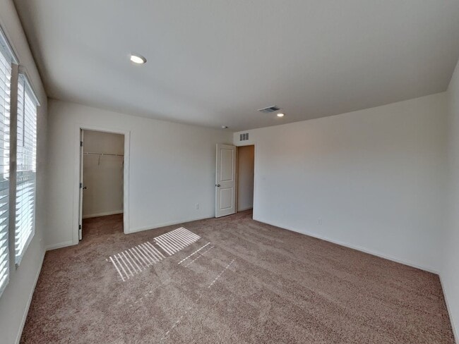 Building Photo - Brand New 2-Story Home for Rent – 5 Bedroo...