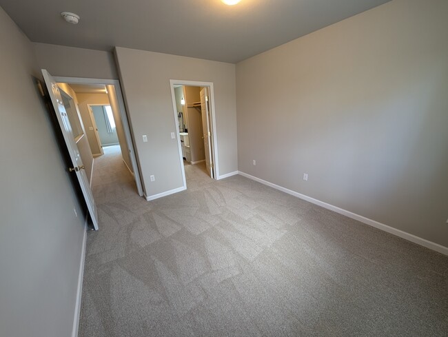 Building Photo - 4514 Laramie St