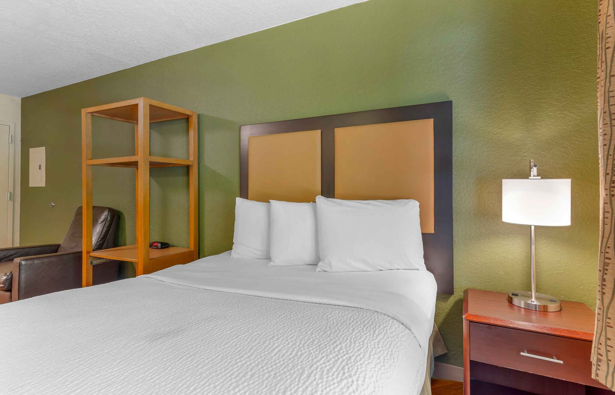 Building Photo - Furnished Studio-Houston - Med. Ctr. - Bra...