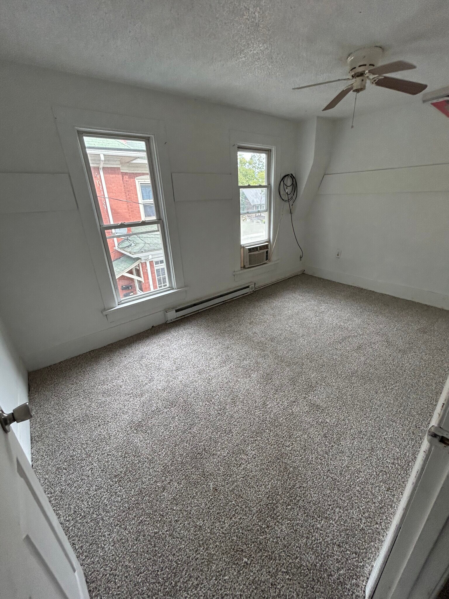 Bedroom 3 - 31 N Fairview St