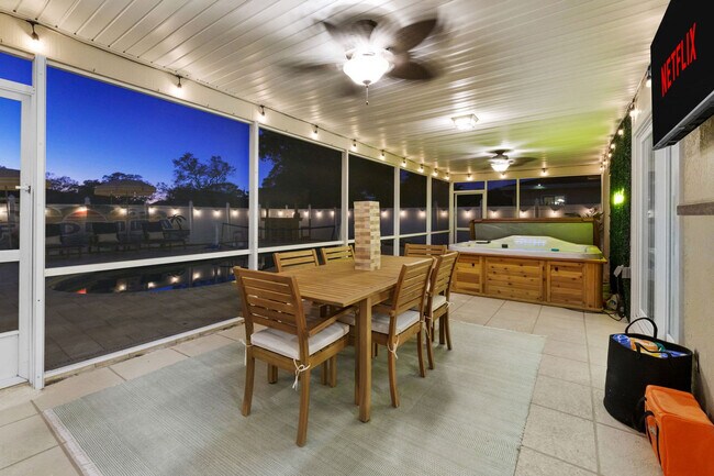 Building Photo - 9414 Laura Anne Dr