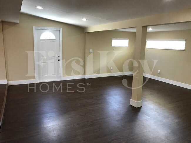 Building Photo - 1420 NW 176th Terrace