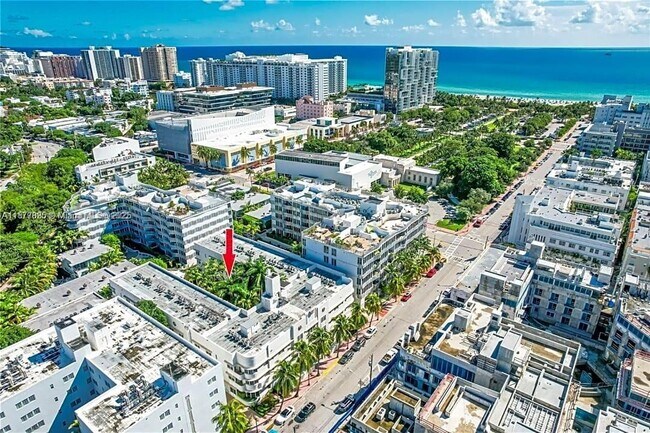 Building Photo - 435 21st St