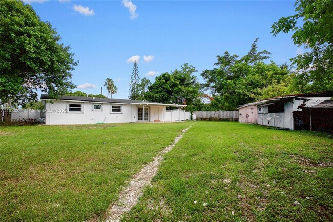 Building Photo - 14601 SW 293rd Terrace