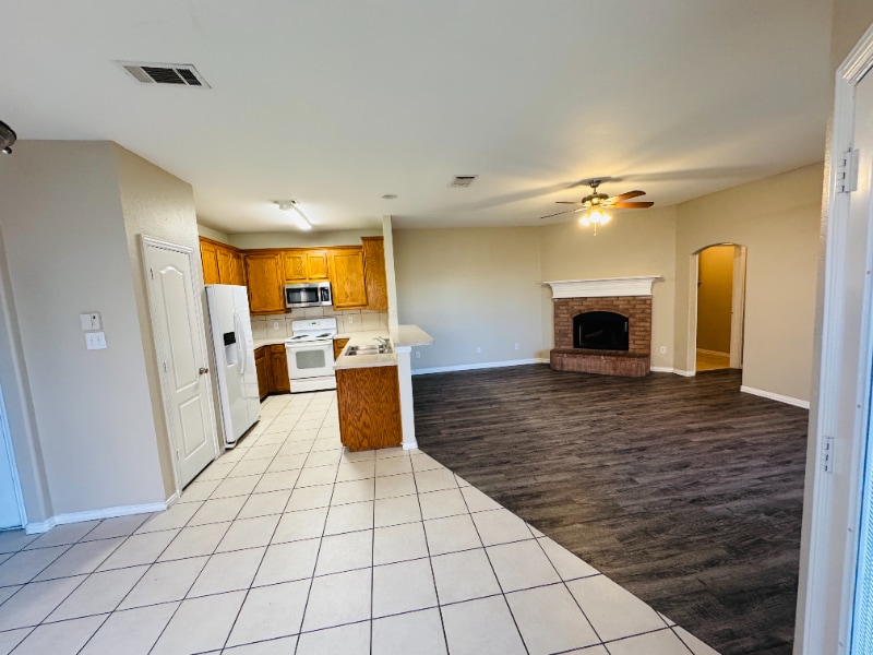 Building Photo - 5705 Swords Dr