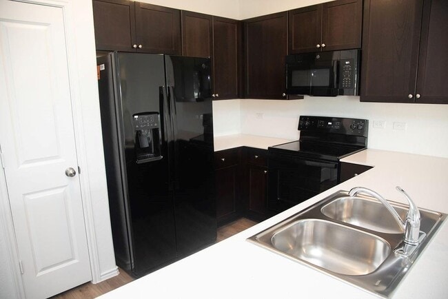 Building Photo - 1127 Catfish Ln