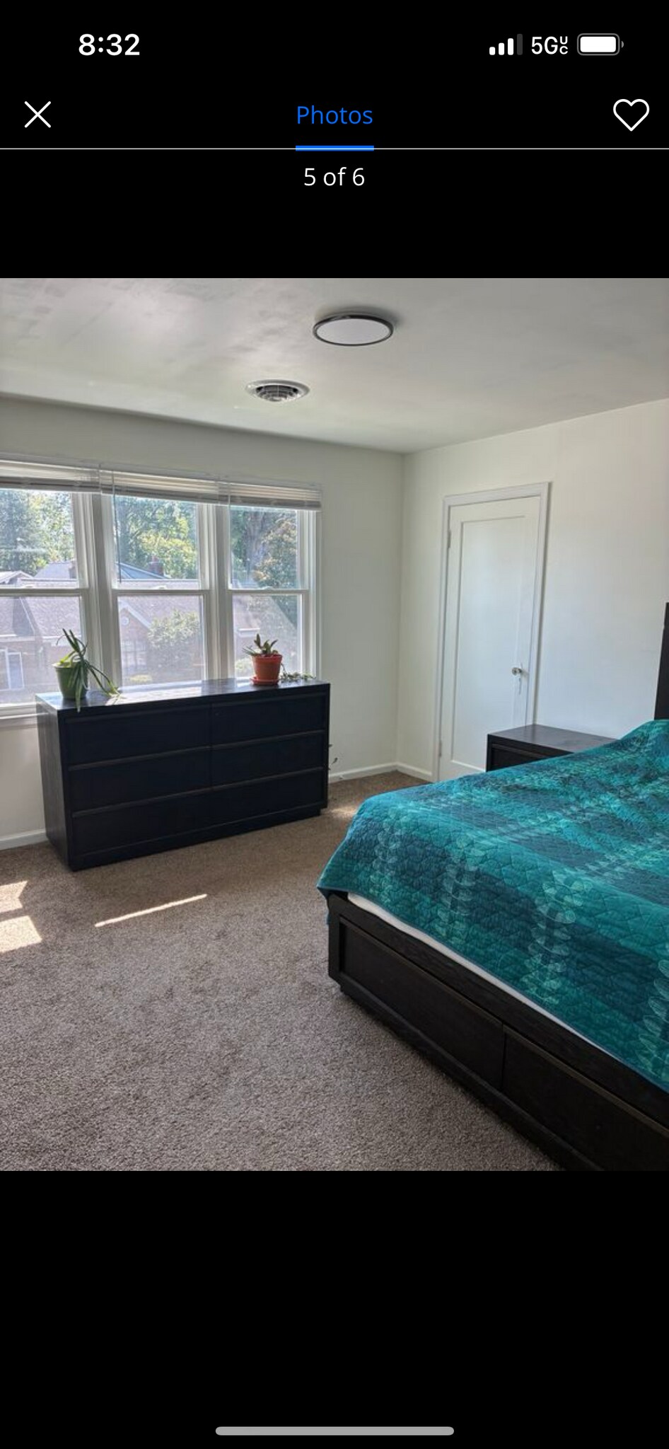 King size bed and dressers included - 403 S Lincoln Park Dr