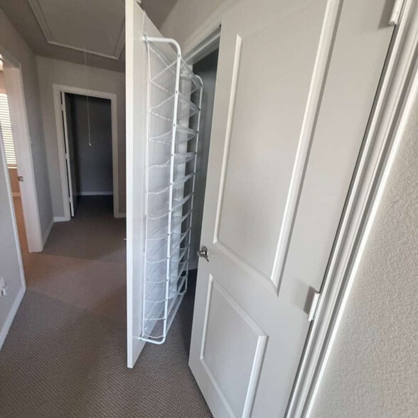 Building Photo - 2208 Palomino Ln