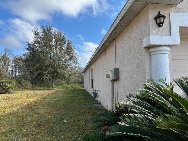 Building Photo - 1932 Grenville Ct