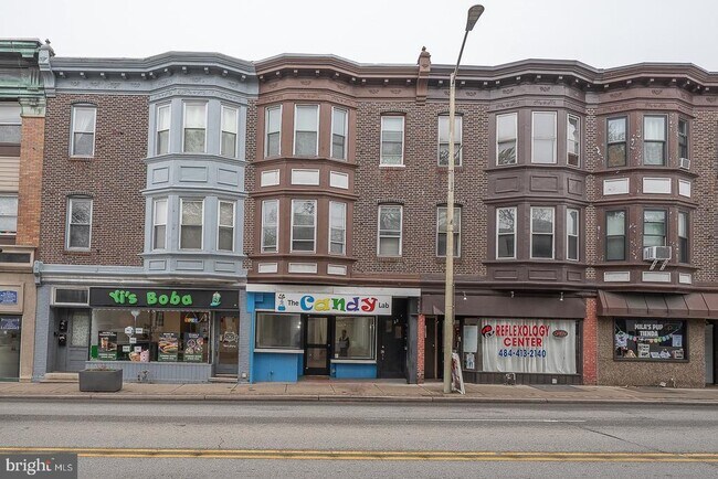 Building Photo - 22 Lancaster Ave