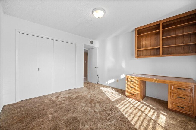 Building Photo - 7808 Selkirk Dr