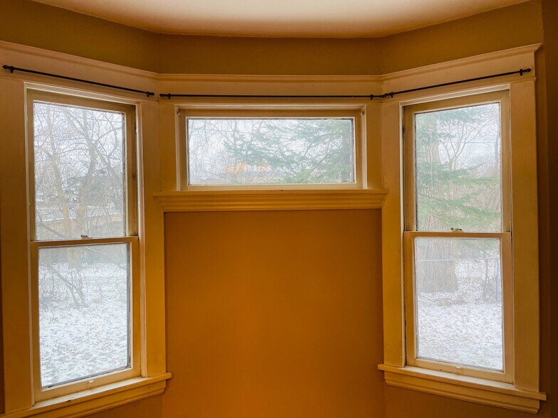 Dining Room - 1217 Grand Ave