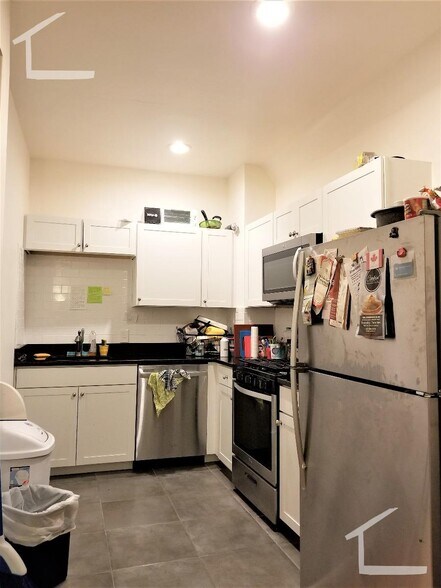 Building Photo - 56 Brighton Ave