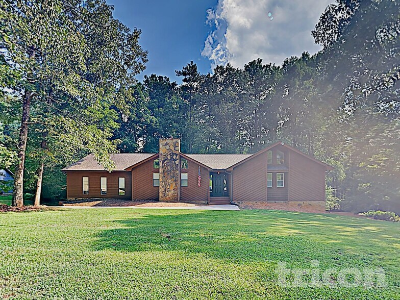 Building Photo - 4580 Woodcroft Cove