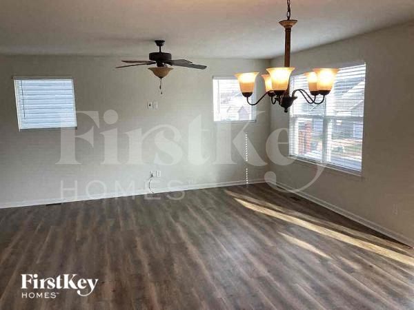 Building Photo - 104 Shire Dr
