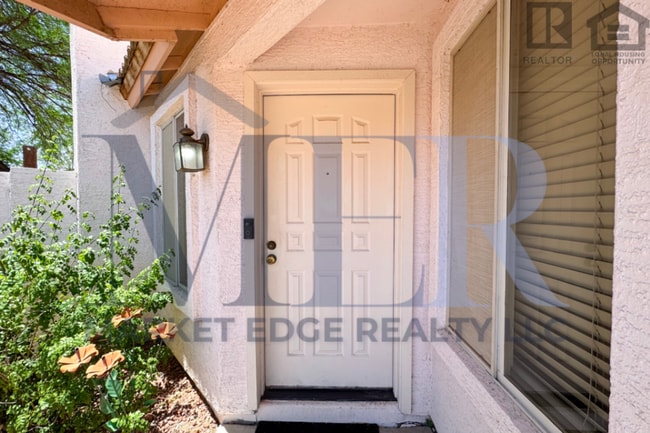 Building Photo - 3Bed/2Bath House at Arrowhead Lakes! $199 MOVE-IN SPECIAL! Ready for Immediate Move-In!