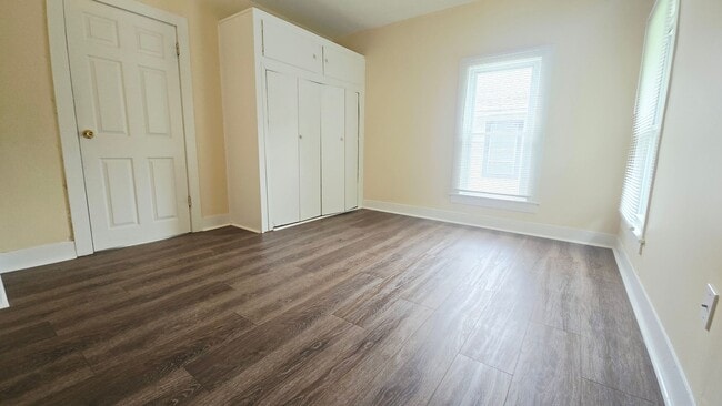 Building Photo - 1307 Jackson St