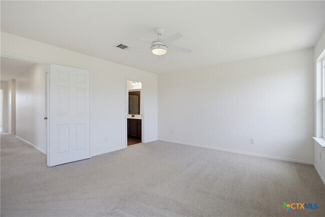 Building Photo - 161 Cushman Dr