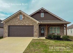 Building Photo - 13942 Sullivan Blvd