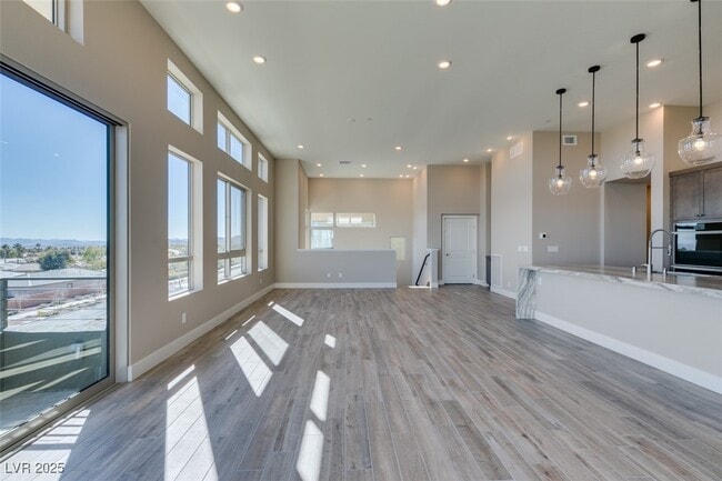 Building Photo - 4152 Yucca Bloom St