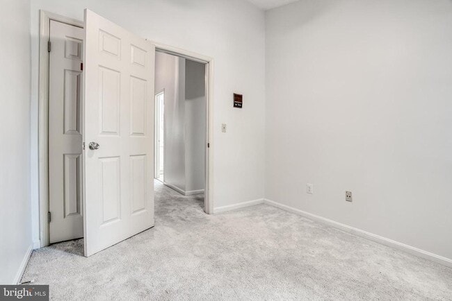Building Photo - 112 Gretna Green Ct