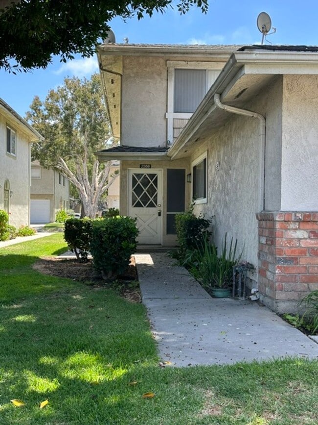 Building Photo - $300 MOVE-IN BONUS! 2 BEDROOM MARINA VILLAGE TOWNHOUSE IN PORT HUENEME