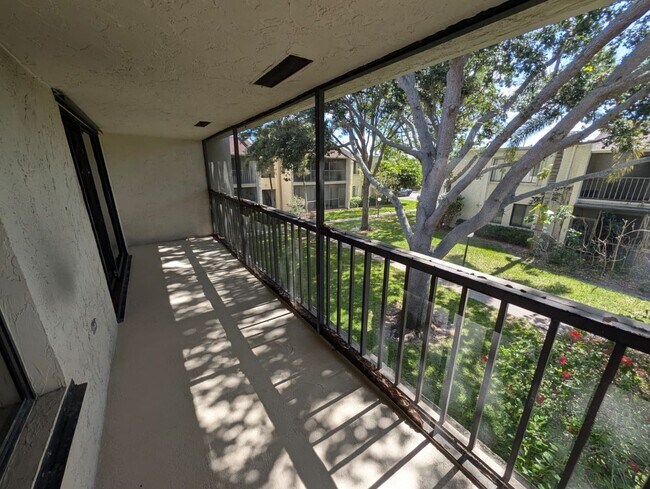 Building Photo - Spacious 2BR Retreat Near Beaches & Dining