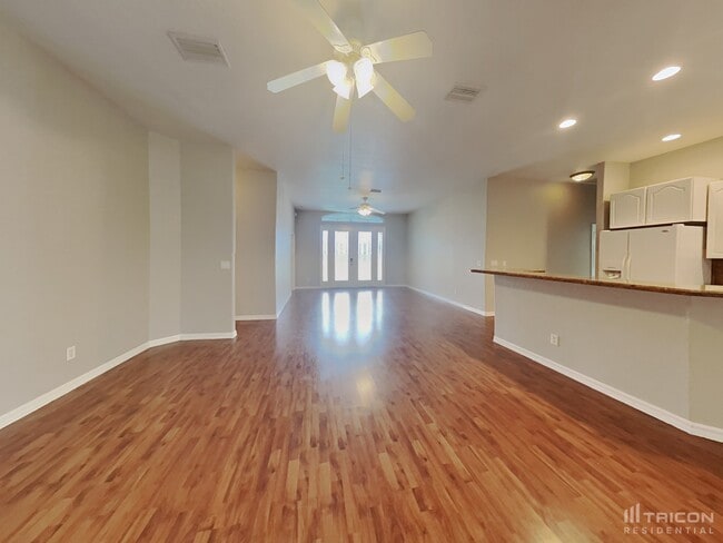 Building Photo - 2852 Cerullo St