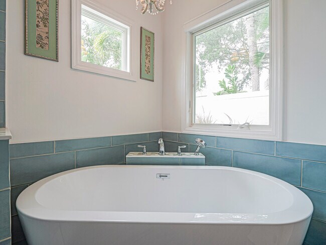 Building Photo - 8382 Satin Leaf Ct