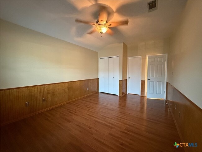 Building Photo - 758 Briarbend Dr