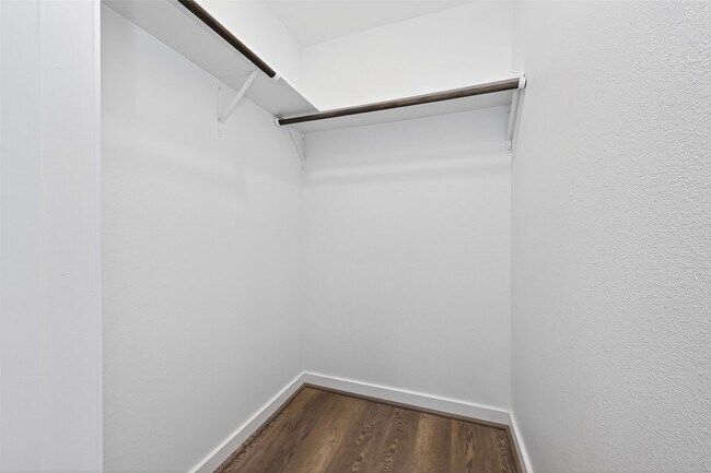 Building Photo - 7714 Stallion Trail Dr