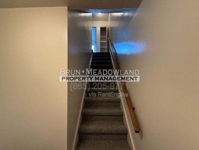 Building Photo - 9116 Parktop Ln NW