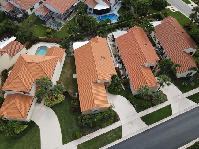 Building Photo - 2668 La Lique Cir