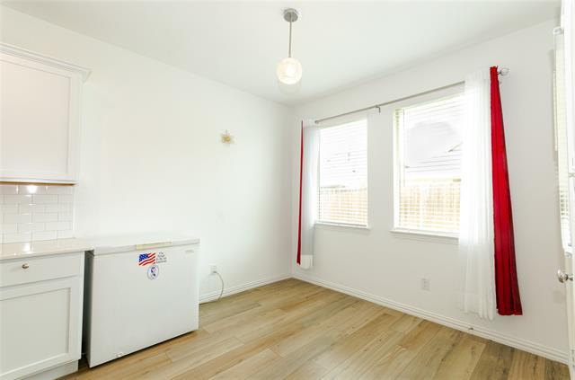 Building Photo - 1222 Sequoia Ln