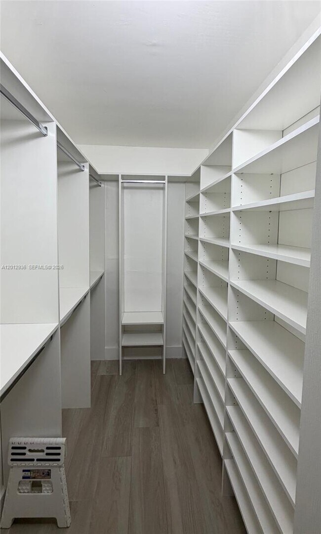 Building Photo - 6223 SW 131st Ct