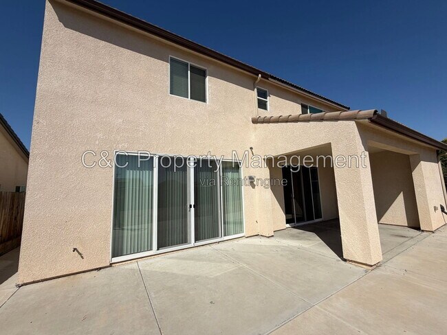 Building Photo - 3335 Las Rosas Ave