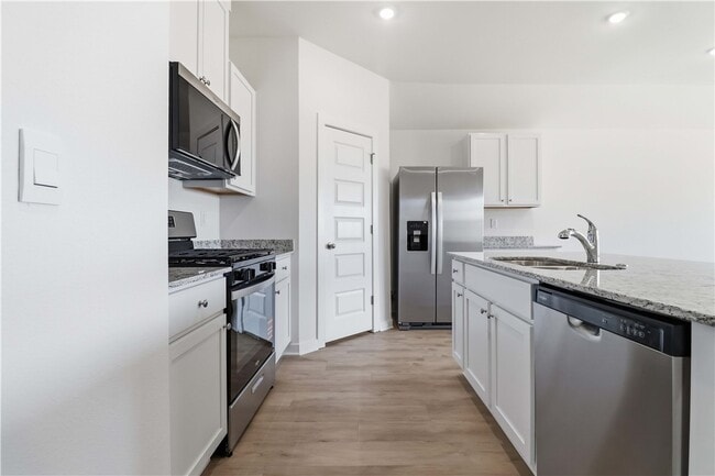 Building Photo - 3041 Amarillo Way