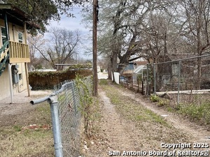 Building Photo - 1630 E Highland Blvd