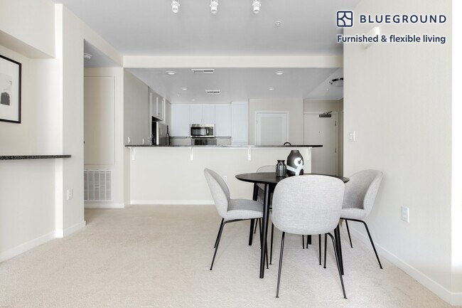 Building Photo - 550 Moreland Way