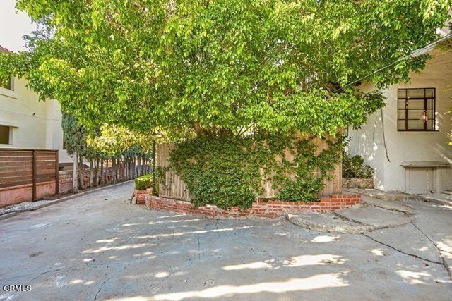 Building Photo - 4528 Rosemont Ave