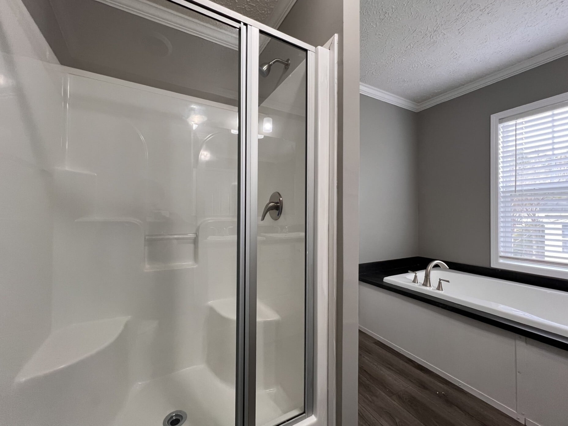 Building Photo - 146 W Sourwood Dr