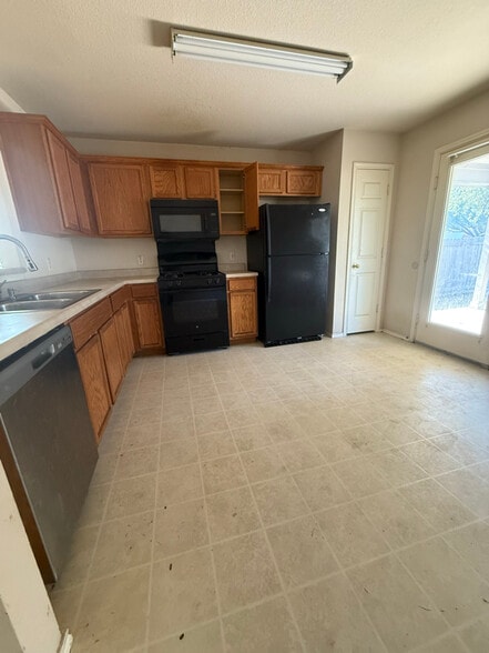 Building Photo - 1209 Coronation Way