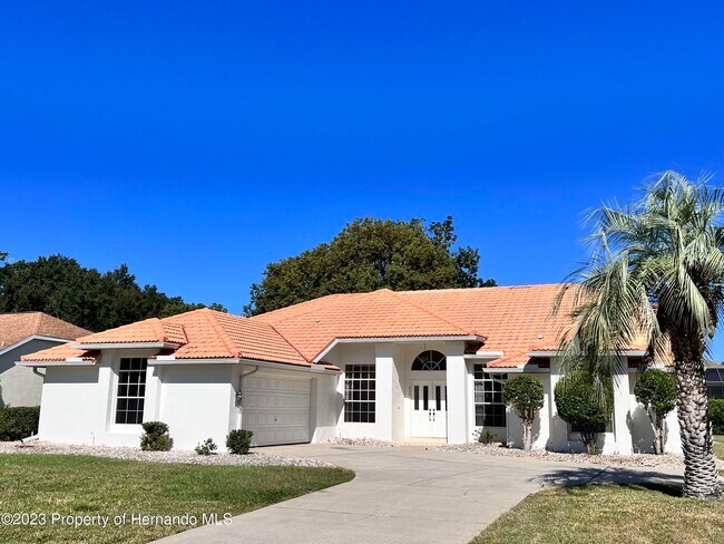 Building Photo - 9369 Ashley Dr