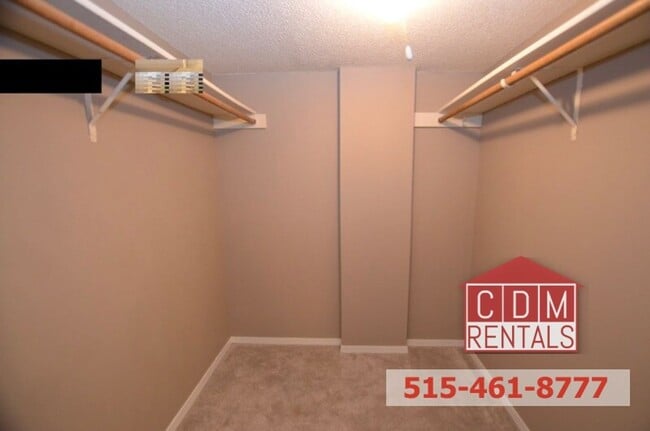 Building Photo - Great Home in Altoona!