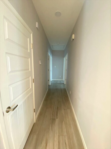 Building Photo - 3812 Whitewing Ave